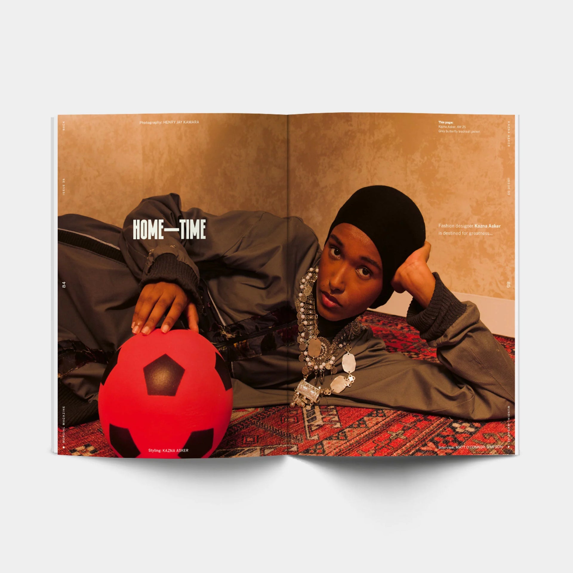 Mundial Issue 35: The Fashion Issue — detail