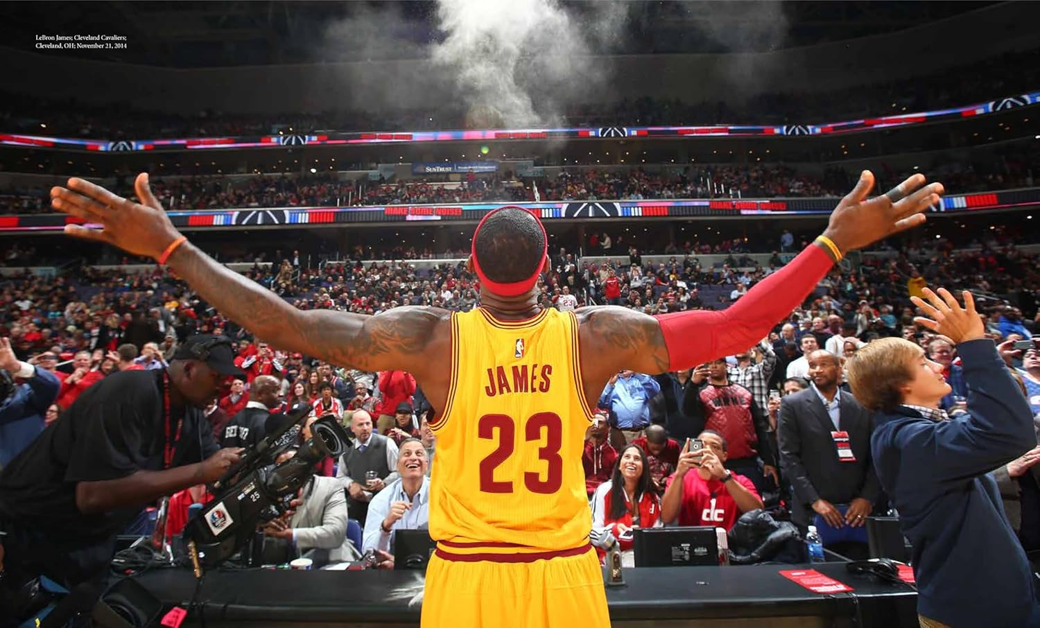 Courtside: 40 Years of NBA Photography — detail