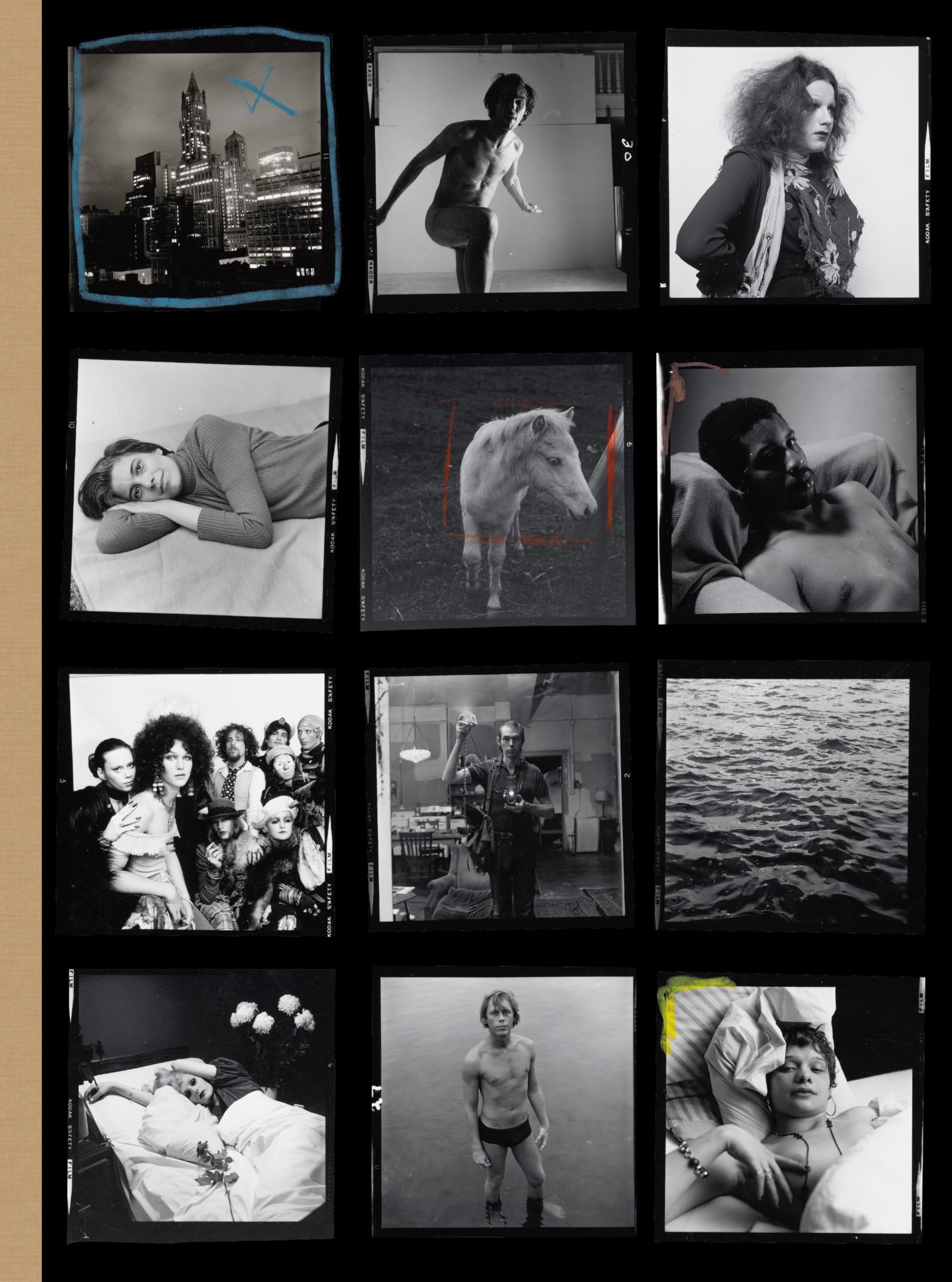 Hujar: Contact