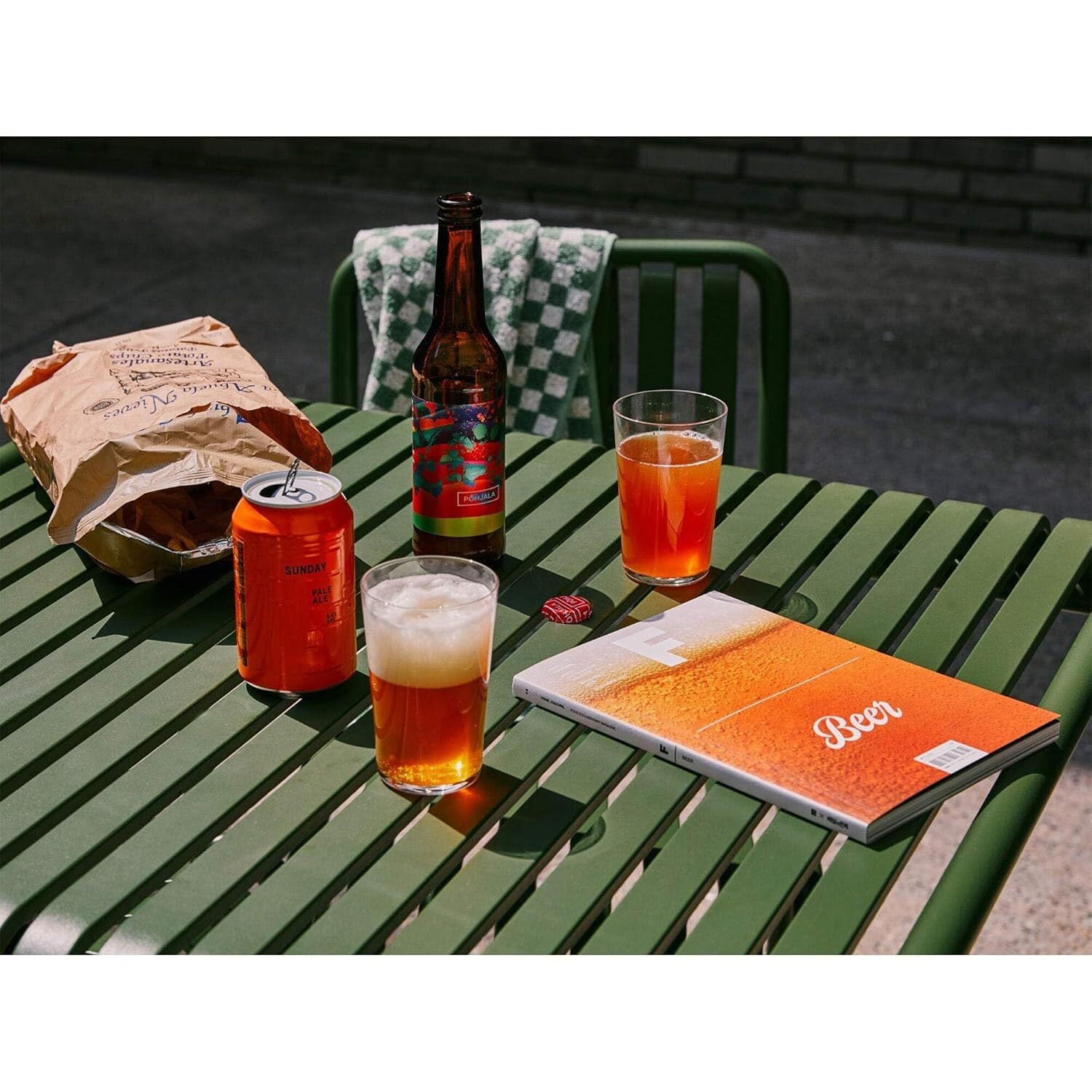 A photo of Magazine F: Beer
